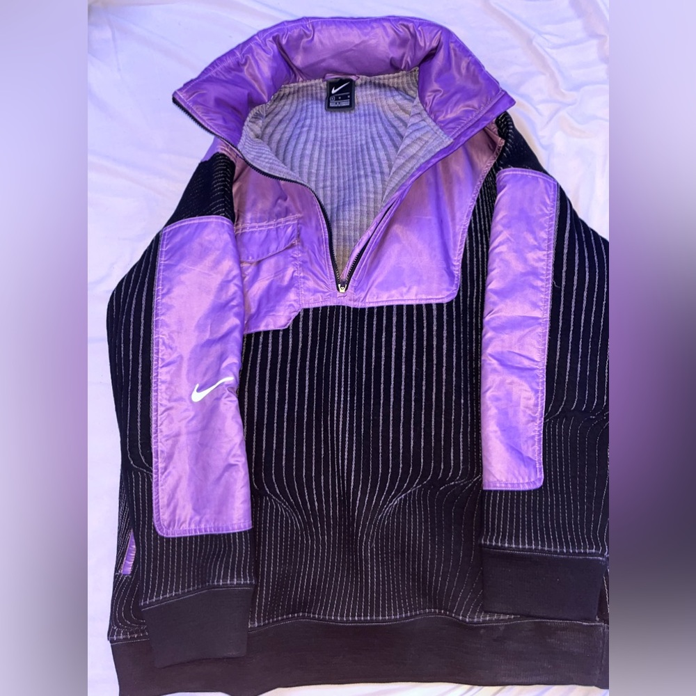 nike medium windbreaker jacket